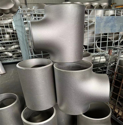 BSPP SCH 40 Karbon Çelik Tees Eşit / Galvanizli Dövülebilir Demir Boru Ek Parçaları Boğa Başı